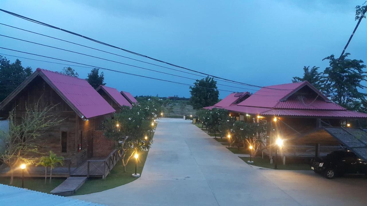 Ingaun Resort Kanchanaburi Ban Noi  Esterno foto